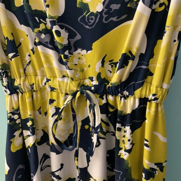 BCBG MAX AZRIA spring dress with drawstring and pockets sz XS - Picture 5 of 8